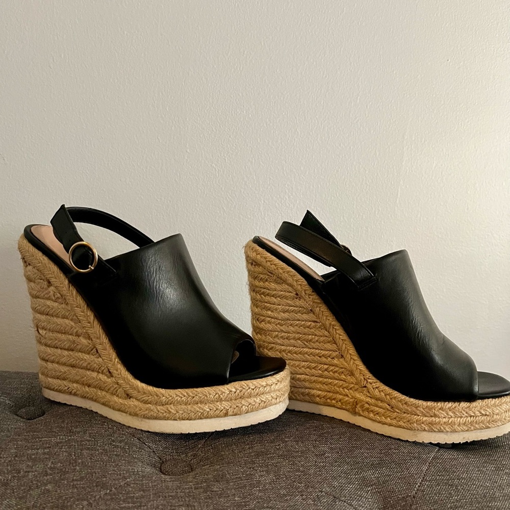 Shoe Dazzle Black Espadrille Wedges